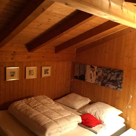 Chalet Hockli Vakantiehuis