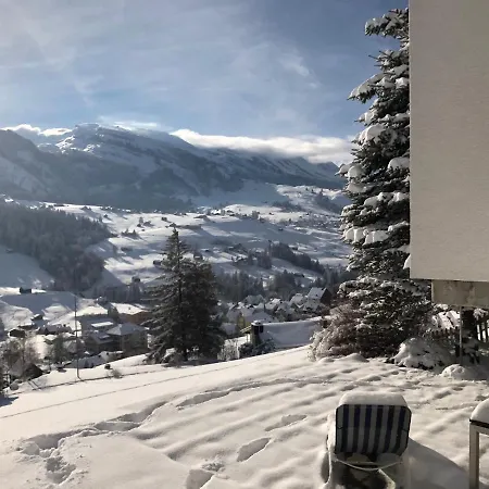 Vakantiehuis Chalet Hockli